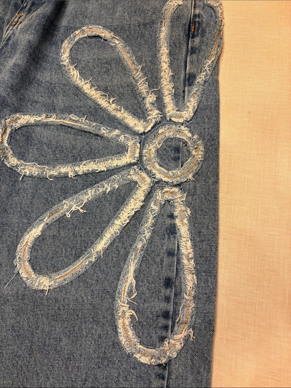 BDG Denim Wide-Leg Jeans with Distressed Daisy Appliqués - Blue - Picture 2 of 5